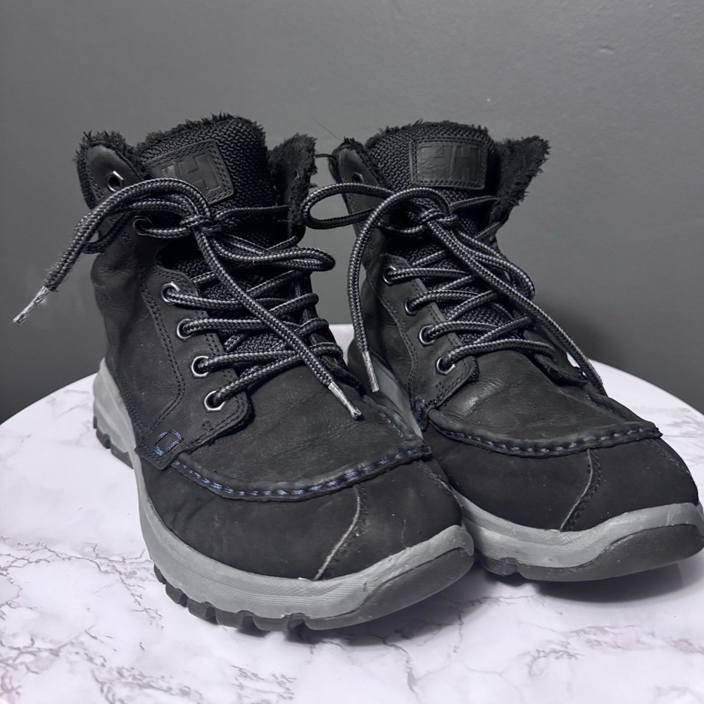 ⭐️Helly Hansen Mens Garibaldi V3 Boots - Jet Black/Charcoal